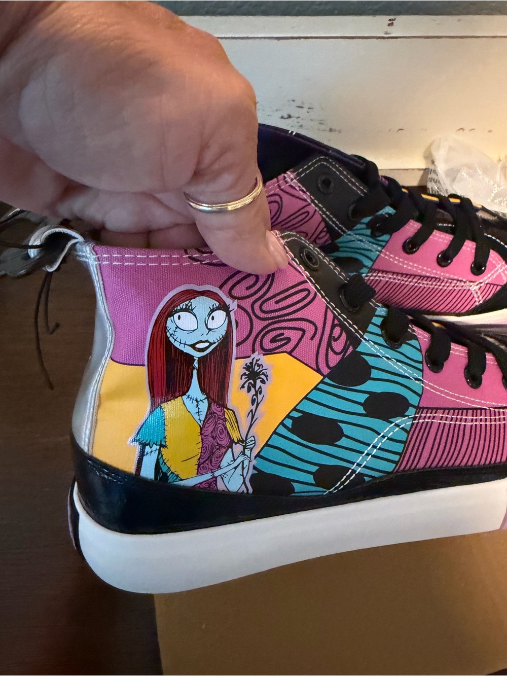 🎊Disney Nightmare Before Xmas Jack Sally Women's High Top Sneakers Size 9 New - Picture 11 of 12